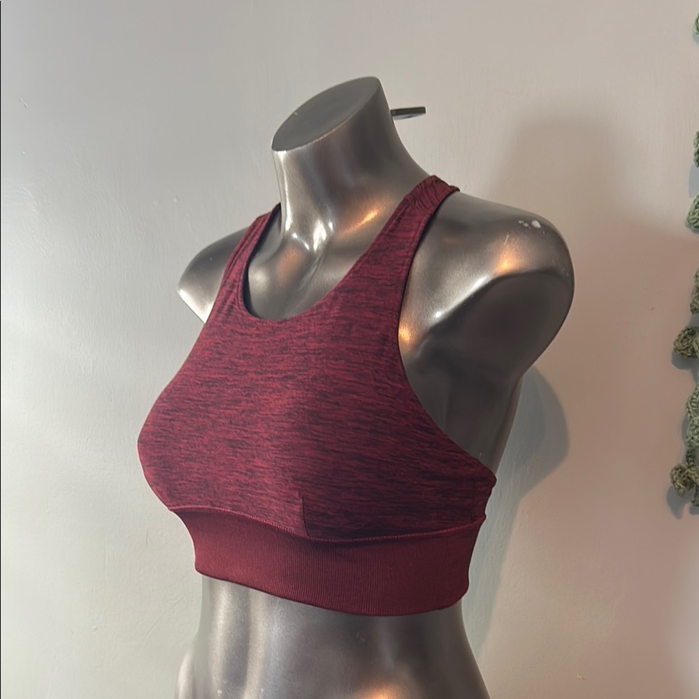 Avia Sports Bra Large Heathered Red .